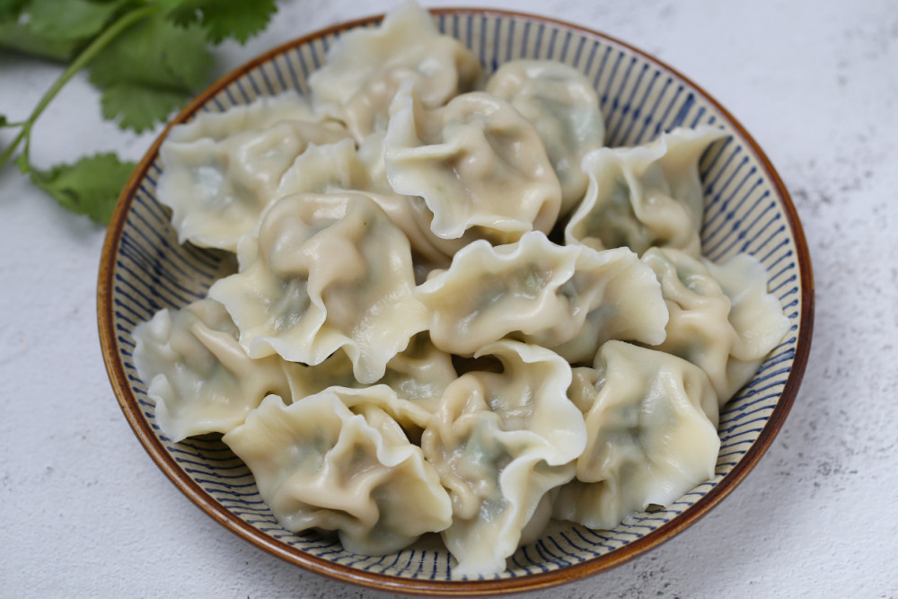 冬季溫補首選羊肉拌餡包餃子口感倍兒鮮美孩子居然吃了十幾個