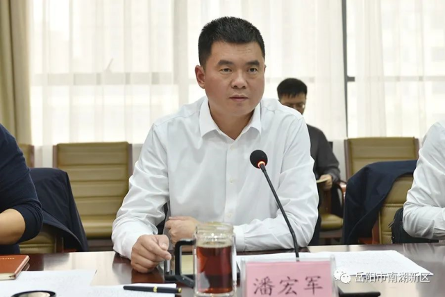 坚定信心凝聚共识奋力前行潘宏军调研湖南岳阳楼洞庭湖
