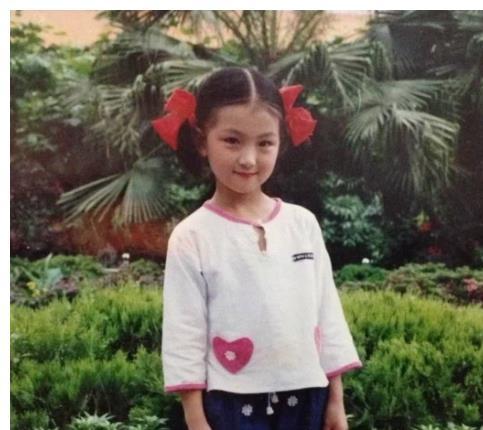 我小时候只能玩泥巴.