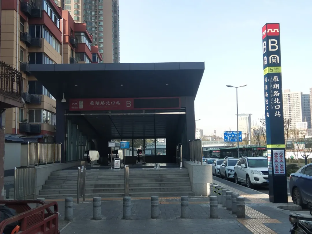 西安7.97容积率改善盘!赛格中京坊:泛曲江,伪高端,能买个寂寞