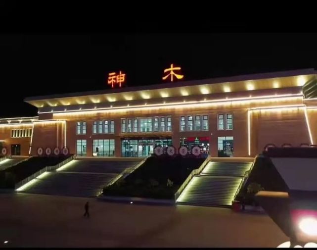 如果和神木人交流,你会发现他们似乎总有一种被保护得很好的感觉,并且