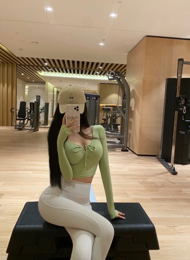 katherinemeixel美国国民妖精女神年收入高达4亿美元