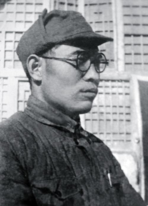 高岗不主张出兵援朝为何战后却说他是大功臣只因这三件事