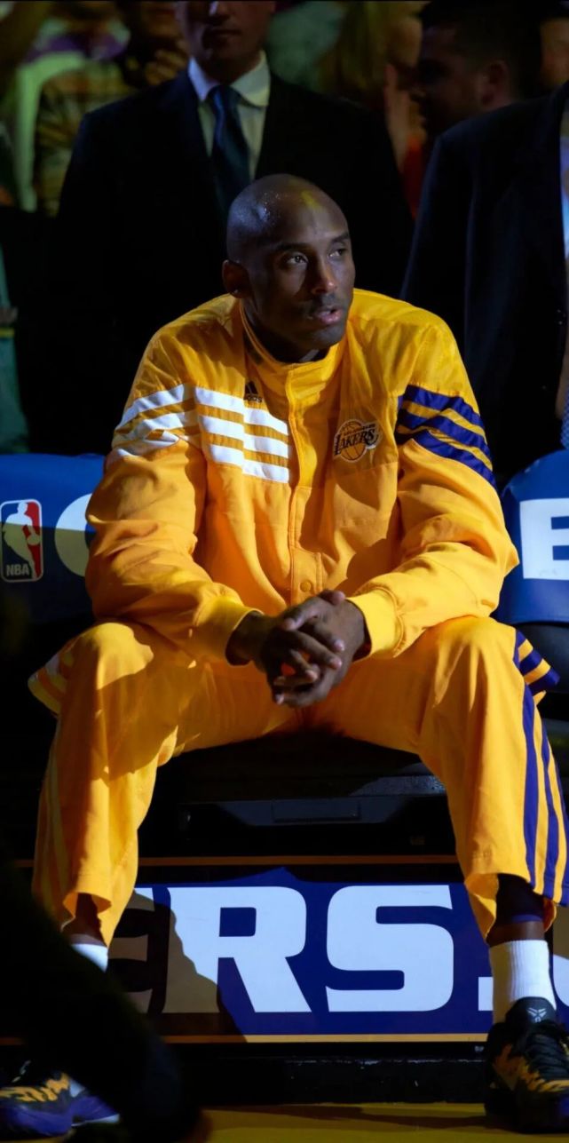 伟大的人才值得被纪念丨科比手机高清壁纸锁屏壁纸