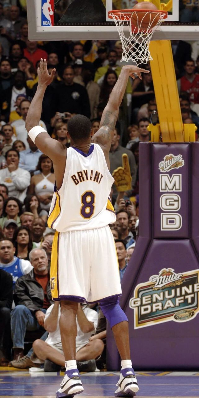 伟大的人才值得被纪念丨科比手机高清壁纸锁屏壁纸