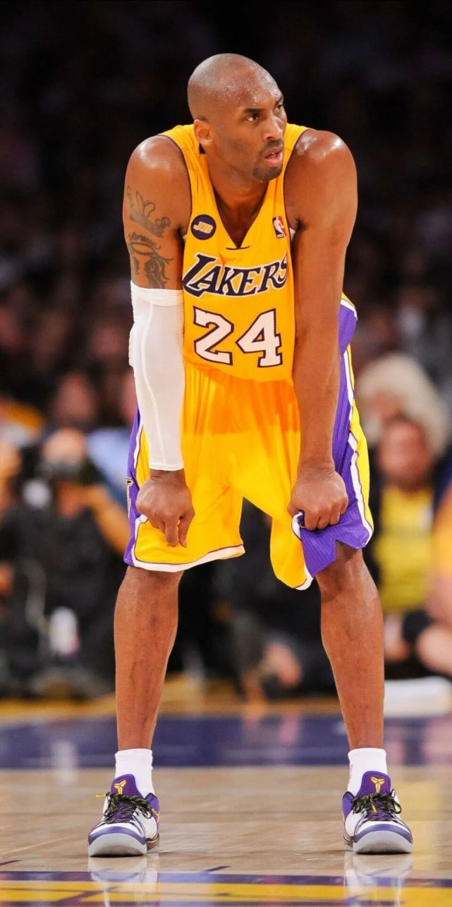 伟大的人才值得被纪念丨科比手机高清壁纸锁屏壁纸