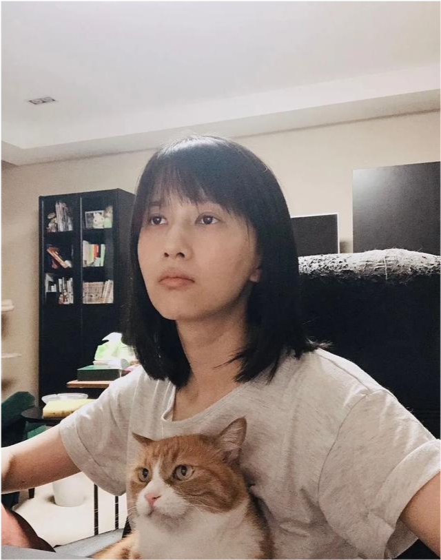 papi酱姜逸磊18岁成中戏导演系新生如今怎么样了