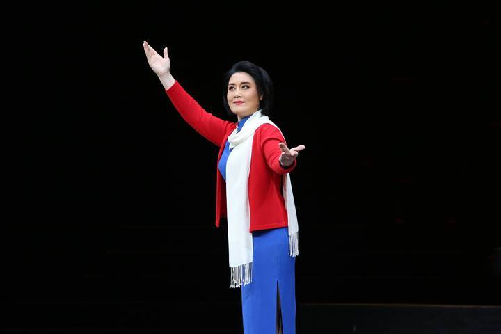 表演秀《佛韵神话·美猴王》美猴王:翁国生("梅花奖"获得者)变脸神:吴