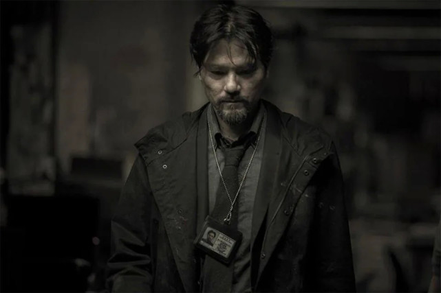 林家栋主演犯罪惊悚片《智齿》 黑白色调展现暴力美学