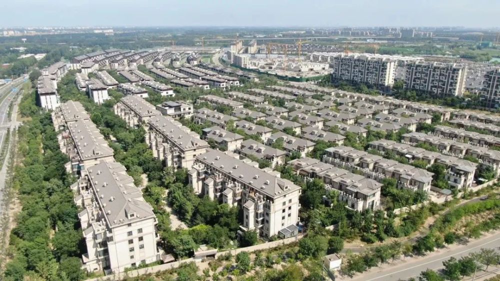 我为群众办实事丨点亮"小"路灯,照亮"大"民生～孙河组团地段内部道路