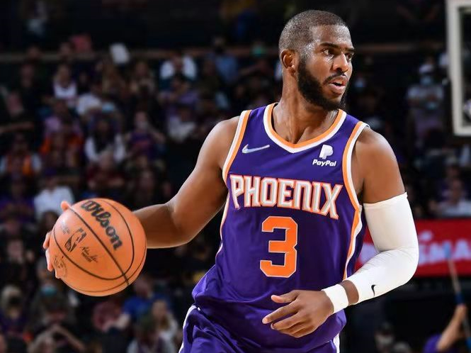 nba NBA历史第一人！4支球队打出10连胜！辅助型球员如何证明自己？