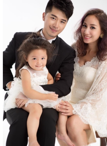 同时,宋晓波也收获了美好的爱情,与上海小姐十大佳丽郭玉良相识结婚