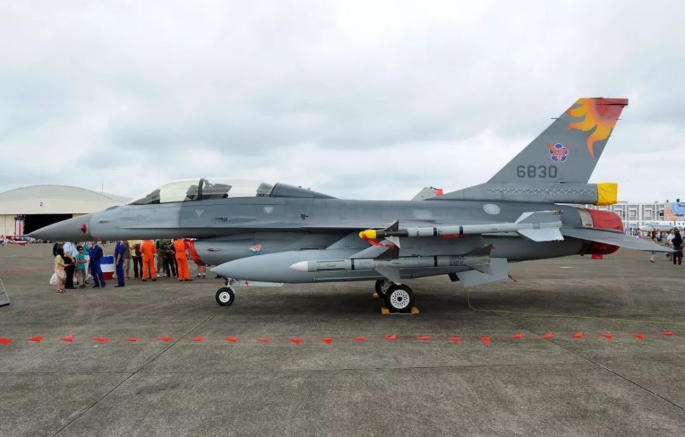 台湾空军现役主力战斗机全集