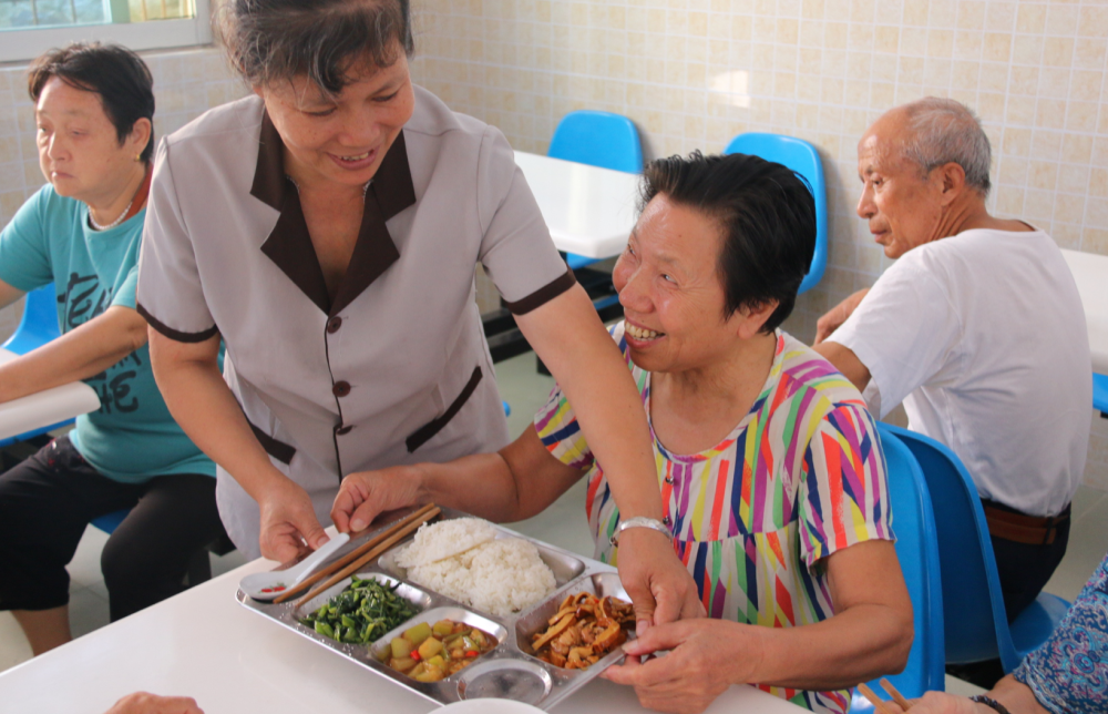 养老院护工给出的忠告尽量不要去做丁克老祖宗说养儿防老没错