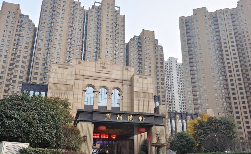 小里帮忙壹品兰轩小区锅炉房噪音扰民开发商正在寻找解决办法