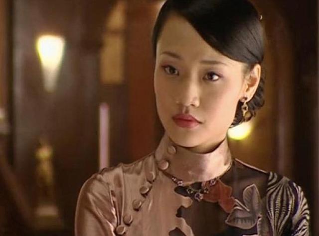 饰演者潘星谊因为这部戏知名度大涨,《金粉世家》之后,她又陆续饰演了