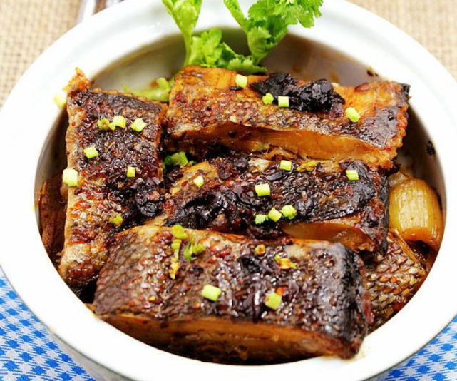 蒸腊鱼直接上锅蒸不好吃教你一个好方法腊鱼不咸不硬香味浓