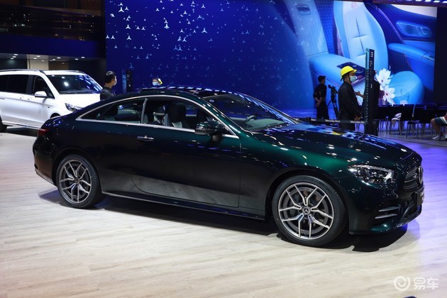 2021广州车展实拍图解奔驰e260轿跑敞篷