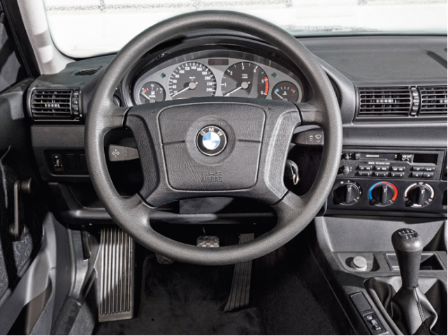 这是宝马一系它爹——e36时代的compact