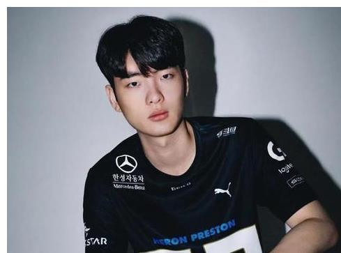 rascal哥今日恢复自由人亲口回应当年那个绝望眼神