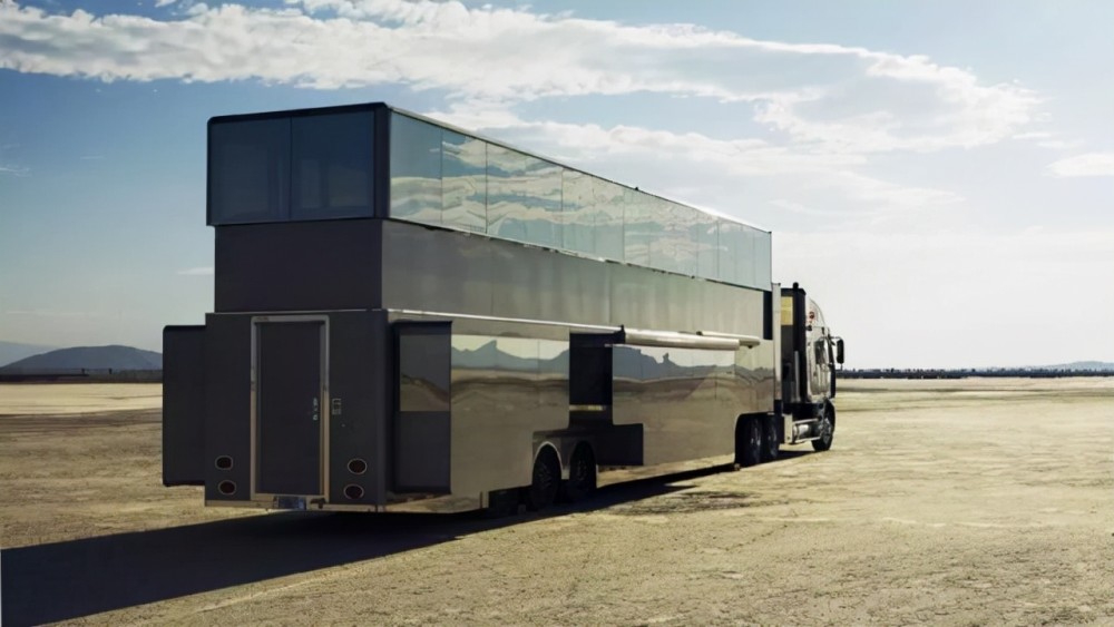 可容纳30人起居的全世界最大房车!面积超100平方米_腾讯新闻