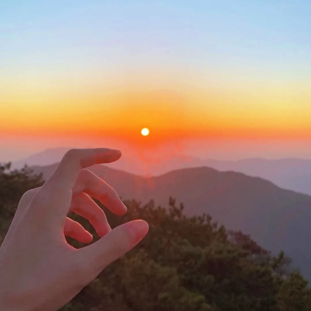 乾淨浪漫的背景圖