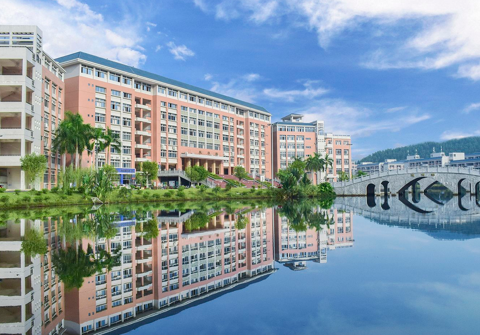 前身是天河职业学院,后来又更名为广东职业技术师范学院天河学院,再