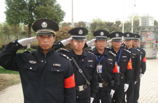 辅警vs协警两者差距大不相同学生别选错了