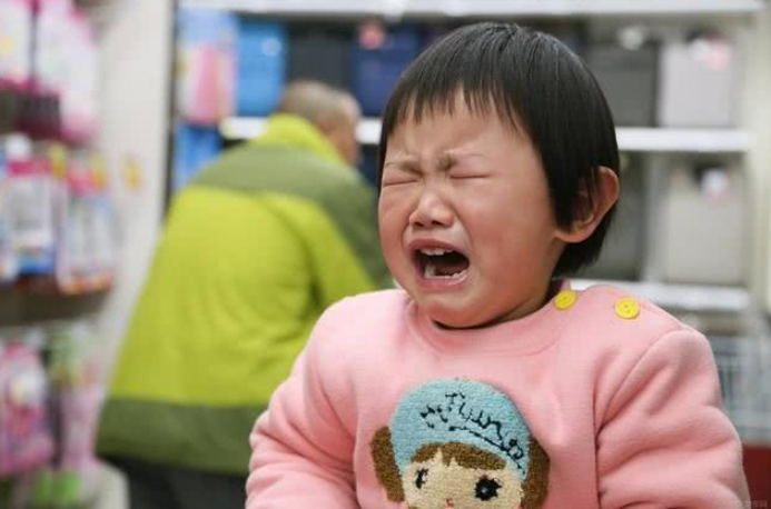 固执,叛逆,没耐心,"3给"育儿法,不打不骂陪娃度过2岁叛逆期