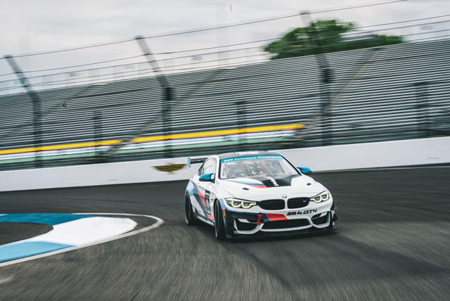 宝马将m驾驶体验带到印第安纳波利斯 印第安纳波利斯 宝马 梅赛德斯 奔驰 豪华车