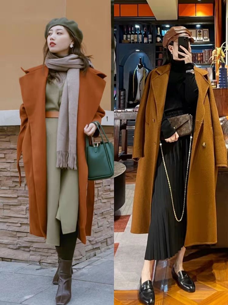 焦糖色大衣组合连衣裙或者百褶裙,属于既浪漫优雅又不失女人味的搭配