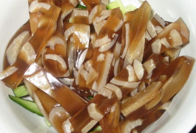 做猪皮冻只会焯水难怪不好吃教你正确做法皮冻透亮不腥气