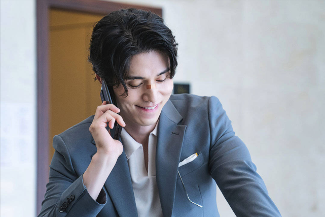 李栋旭新剧预告公开新角色形象好带感快节奏引好评