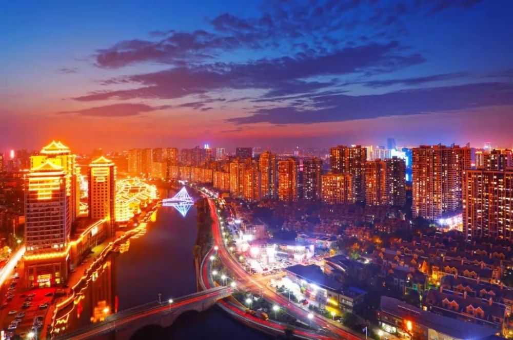 临沂实景图 摄影师 纪小懒摄lin yi临沂提档升级 打造城市发展新势力