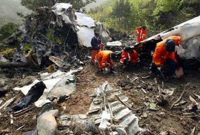 釜山空难:中国客机韩国坠毁,129人丧生,韩方甩锅中国机长