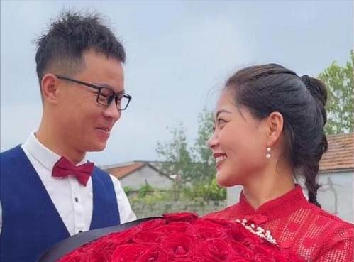 乡村小乔被誉国民媳妇粉丝千万为何下嫁安装工