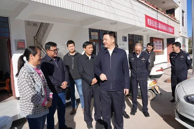 周铋禄总队长到大理宾川,祥云调研指导道路交通安全管理工作_腾讯新闻