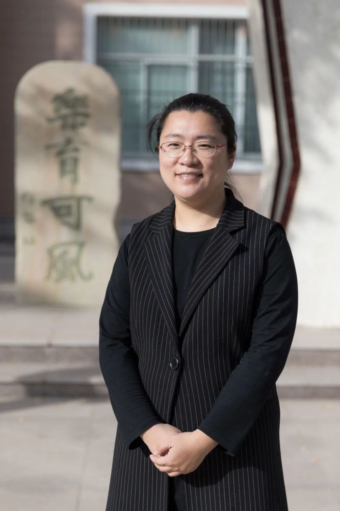 会一直记得语文张晓燕老师对我的关照一遍一遍帮我分析语文试卷;会