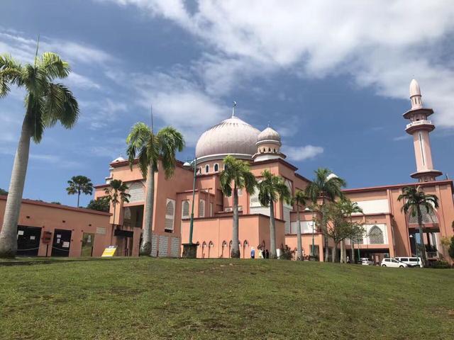 点评:世纪桑德兰 mba 项目和玛莎大学的 mba 项目都属于一年制项目,在