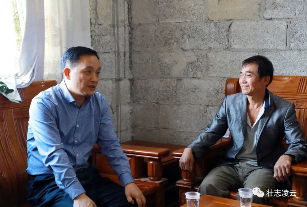 县委书记吴风雷到泗城镇开展遍访脱贫监测户活动,县委副书记黄俊杰