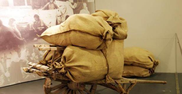 毕竟敌人也有脑子,知道军粮重要性.