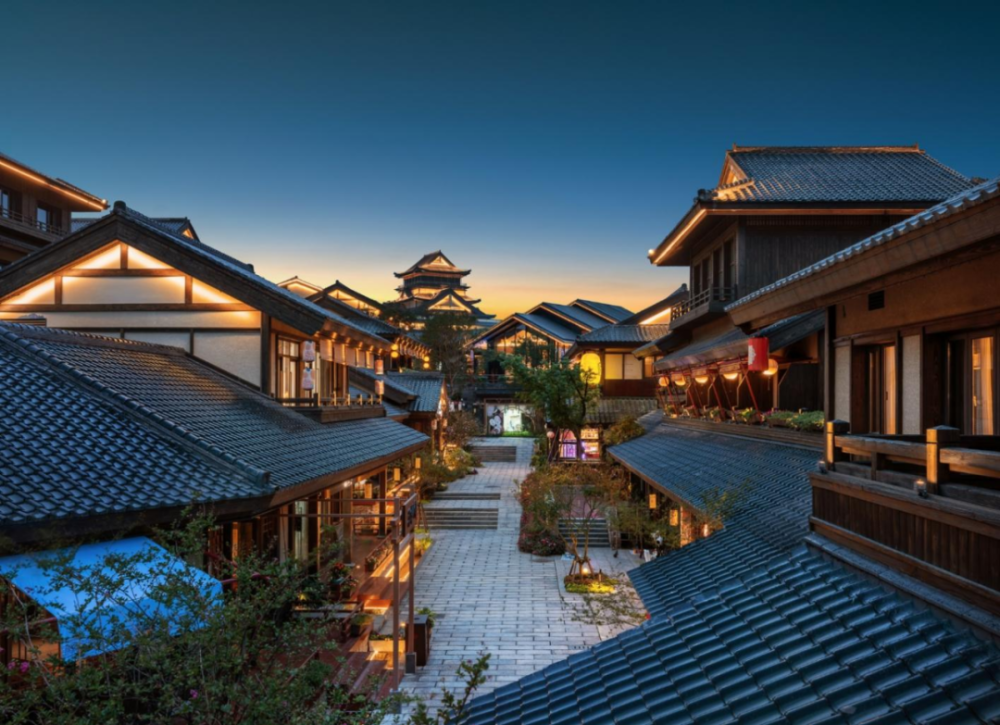 融创阿朵小镇突围打造流量级的诗与远方