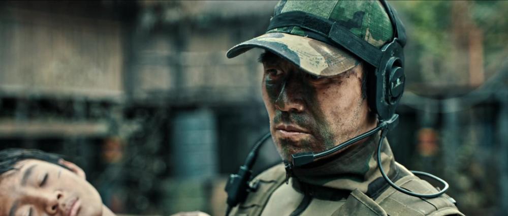 开播就拿下第一,徐冬冬《狙击之王》一出,就是动作片的天花板?