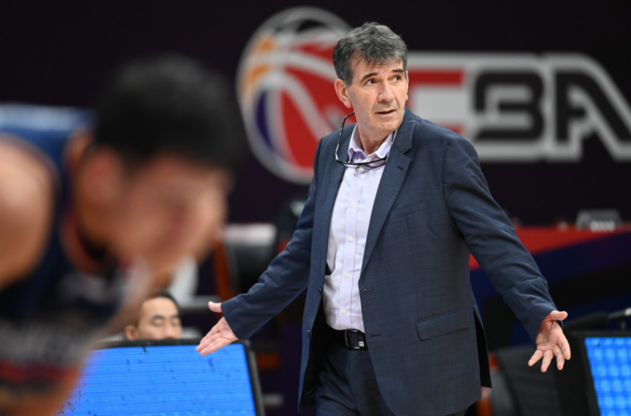  CBA两位外籍教练接连下课，“水土不服”为哪般？