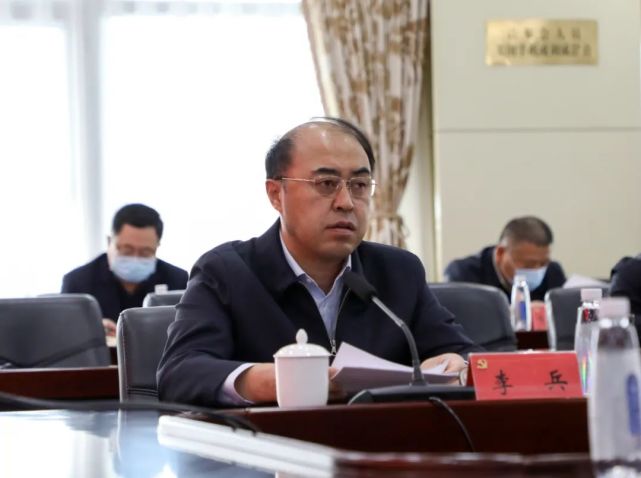 王文力主持召开七台河市综合整治三年行动阶段总结推进会