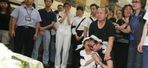 外来媳妇本地郎康祈宗郭昶去世多年他的女儿已经26岁