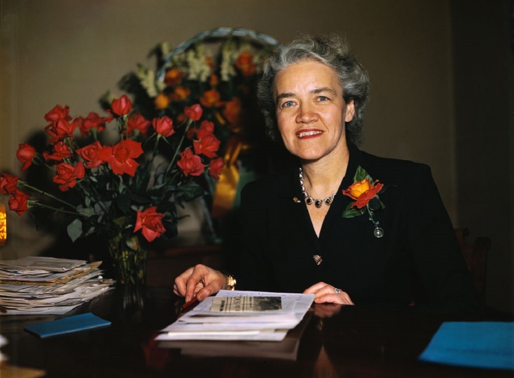 珍珠港被偷袭,美国女议员投出唯一反对开战票,后来如何了?