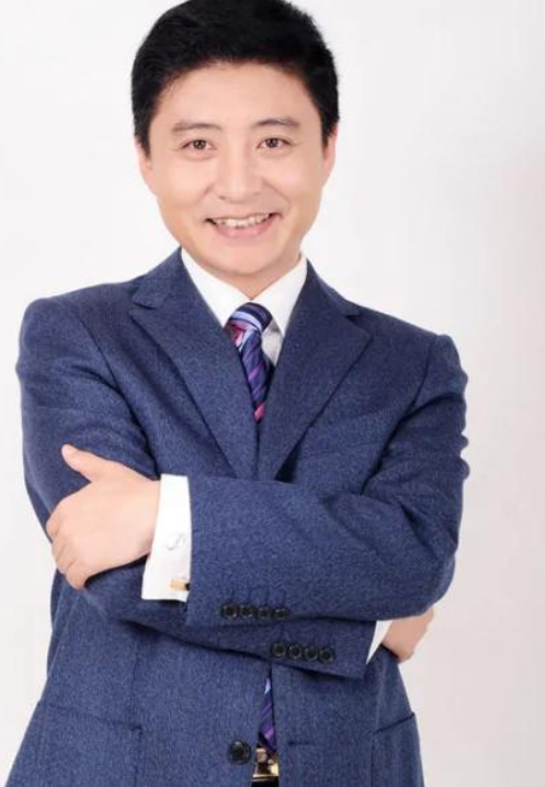 "相声演员"周炜,从德艺双馨到万人唾弃,他经历了什么?