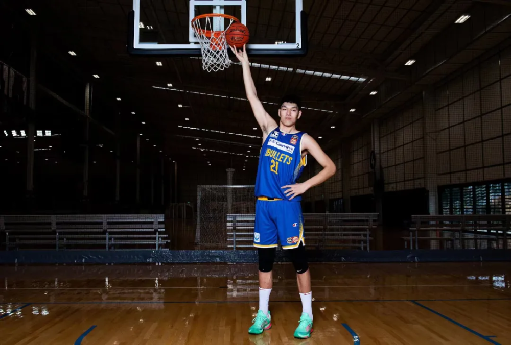 身高2米25,比周琦还高!刘传兴在nbl的表现如何?优缺点都很明显!