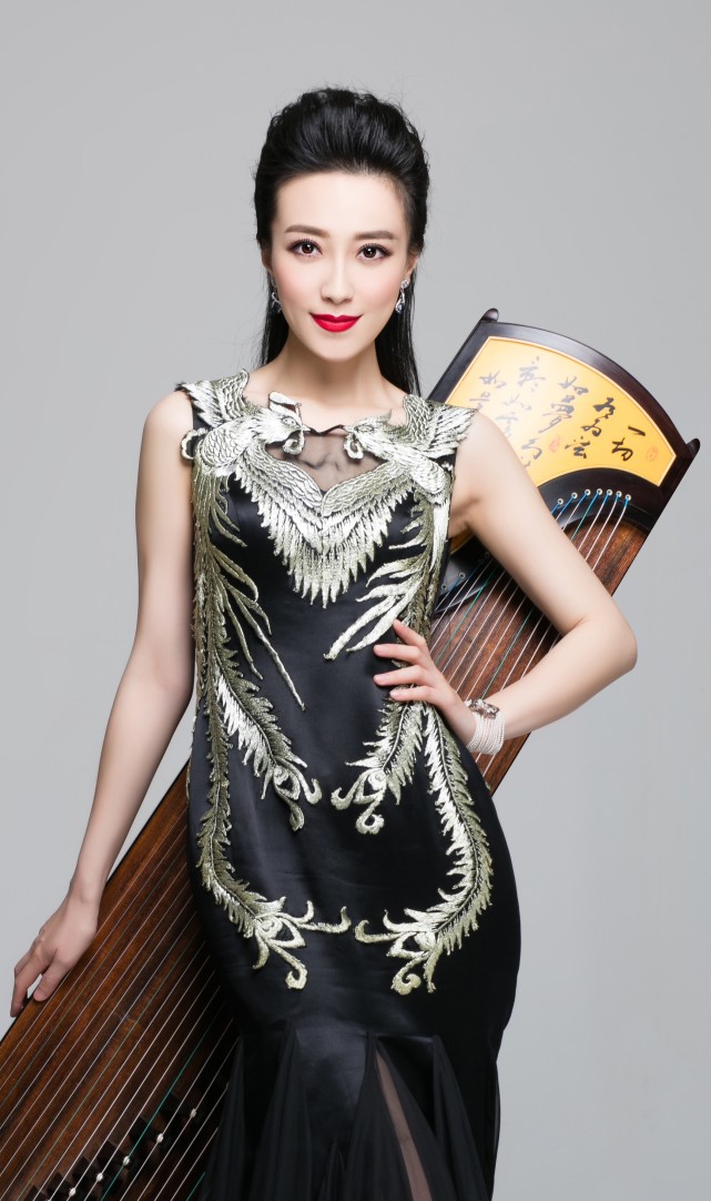 古筝演奏家苏畅《悠悠筝语,诉说东方韵味》——北京榜样人物故事